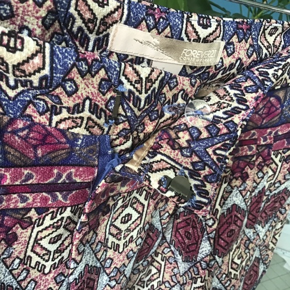 Forever 21 Tribal Shorts - Picture 2 of 7